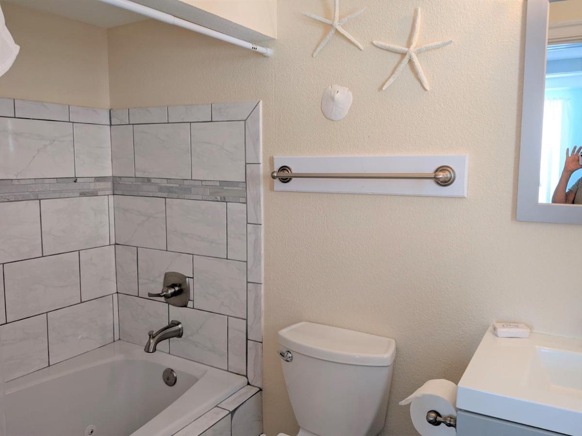2508 Beach Rd, Semi-Oceanfront, Pool/Hot Tub Nags Head Bagian luar foto